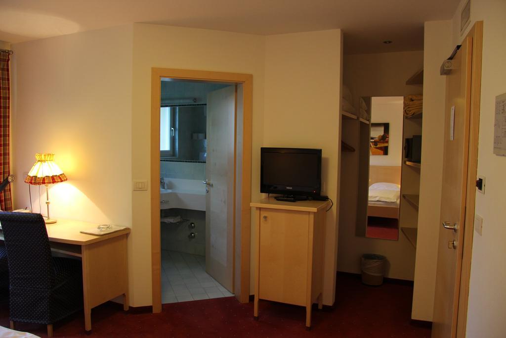 בולצאנו Hotel Hanny מראה חיצוני תמונה