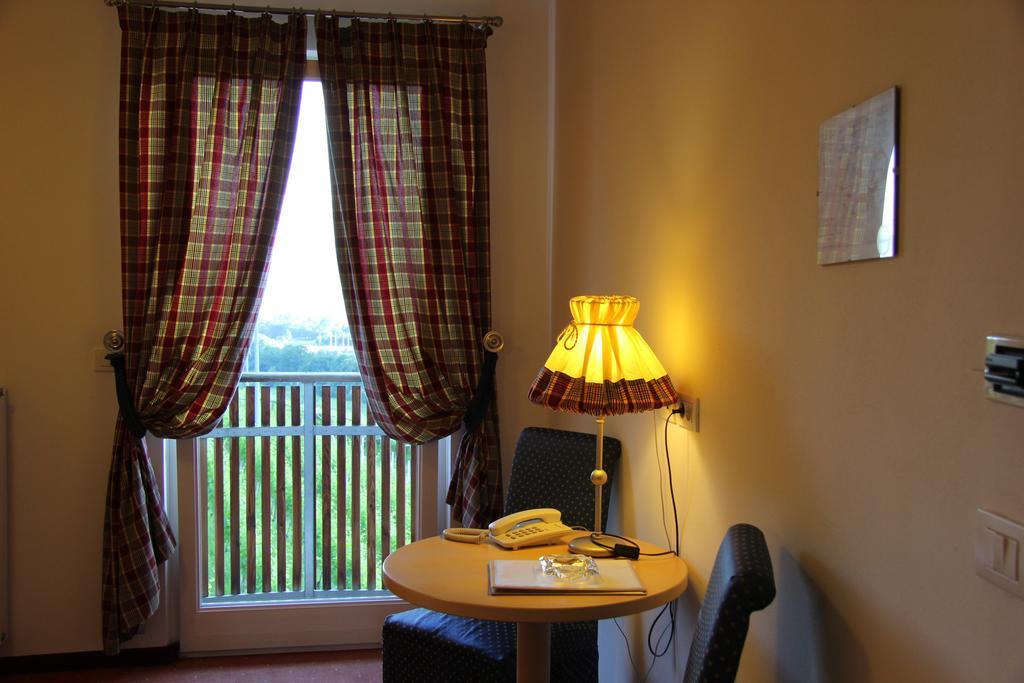 בולצאנו Hotel Hanny מראה חיצוני תמונה